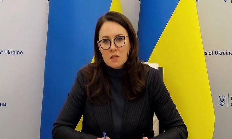 وزيرة أوكرانية:واشنطن وكييف وقعتا "إعلان نوايا" على صلة باتفاق بشأن المعادن وزيرة أوكرانية:واشنطن وكييف وقعتا "إعلان نوايا" على صلة باتفاق بشأن المعادن