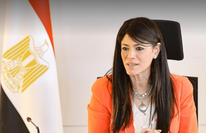 وزيرة التخطيط تبحث مع رئيس دولة سنغافورة جهود دفع التنمية الاقتصادية بين البلدين وزيرة التخطيط تبحث مع رئيس دولة سنغافورة جهود دفع التنمية الاقتصادية بين البلدين