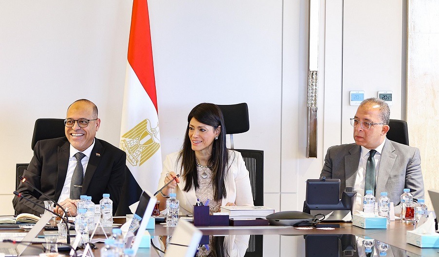 وزيرة التخطيط تطلق المرحلة الثانية من منصة «حافز» للدعم المالي والفني للقطاع الخاص وزيرة التخطيط تطلق المرحلة الثانية من منصة «حافز» للدعم المالي والفني للقطاع الخاص