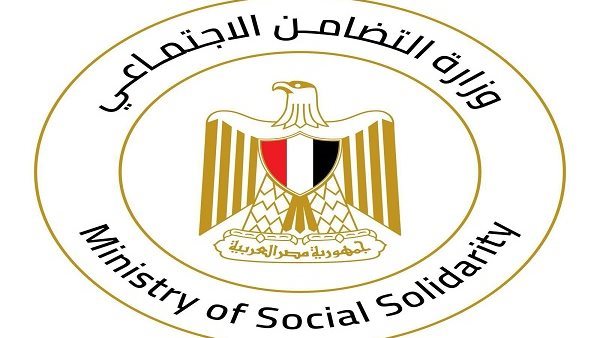 وزيرة التضامن تتابع تداعيات انهيار عقار أسيوط.. وتوجه بصرف التعويضات للضحايا