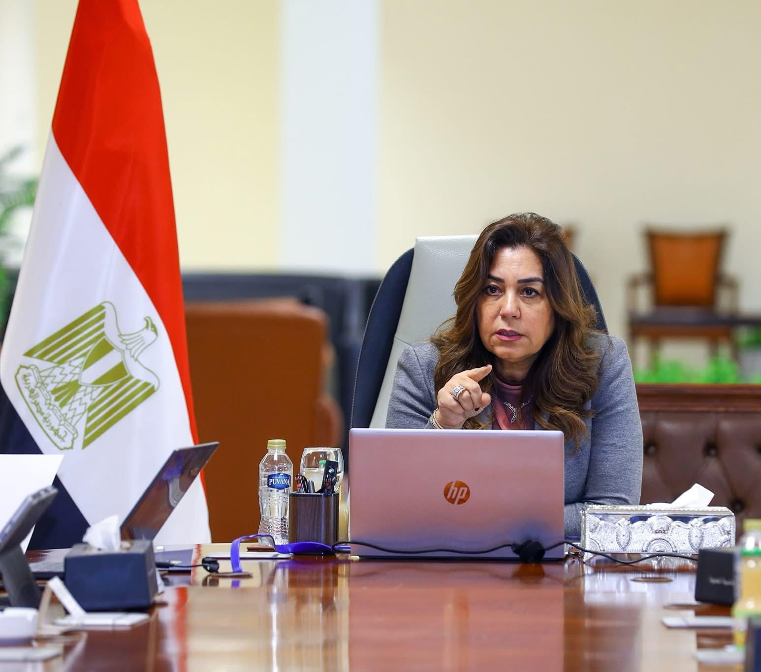 وزيرة التنمية المحلية تقرر إقالة سكرتير عام محافظة سوهاج وزيرة التنمية المحلية تقرر إقالة سكرتير عام محافظة سوهاج
