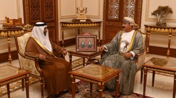 وزيرُ المكتب السُّلطاني يستقبل سفير دولة الإمارات العربية المتحدة
