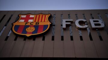 وسط اهتمام ألماني.. برشلونة يدرس التخلص من مدافعه بسعر منخفض