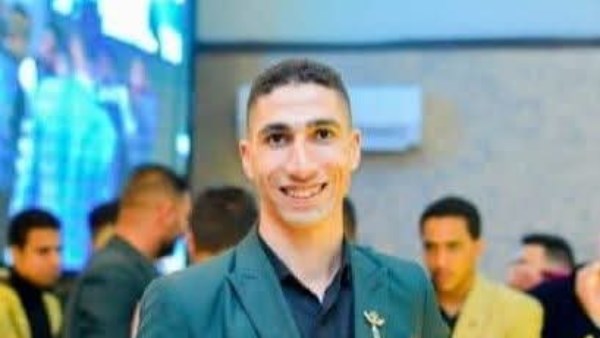 وسط صدمة الجميع ..وفاة ممرض شاب أثناء عمله بمستشفيات جامعة المنوفية وسط صدمة الجميع ..وفاة ممرض شاب أثناء عمله بمستشفيات جامعة المنوفية