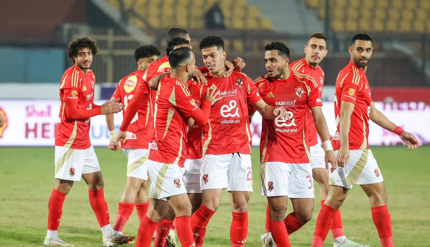 وفد السفارة المصرية في جنوب إفريقيا يستقبل بعثة الأهلي وفد السفارة المصرية في جنوب إفريقيا يستقبل بعثة الأهلي