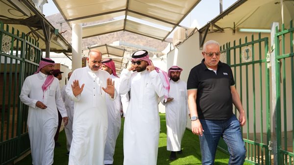 وفد غرفة السياحة يجتمع بشركات الطوافة في السعودية ويبحث تجهيزات خدمات الموسم وفد غرفة السياحة يجتمع بشركات الطوافة في السعودية ويبحث تجهيزات خدمات الموسم