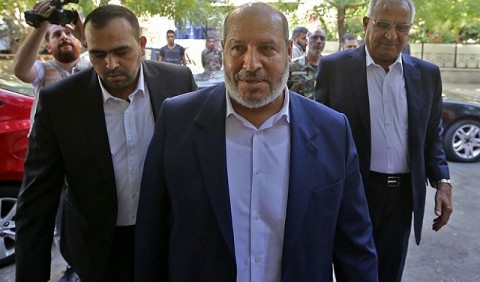 وفد من “حماس” يتوجه إلى القاهرة للقاء الوسطاء وبحث ملف تهدئة غزة.. وجيش الاحتلال يعترض صواريخ اطقت من القطاع وفد من “حماس” يتوجه إلى القاهرة للقاء الوسطاء وبحث ملف تهدئة غزة.. وجيش الاحتلال يعترض صواريخ اطقت من القطاع