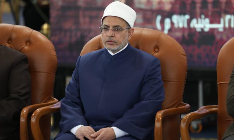 الأزهر: أرسلنا موقفنا من مشروع قانون الفتوى إلى الجهات المعنية ذات الاختصاص الأزهر: أرسلنا موقفنا من مشروع قانون الفتوى إلى الجهات المعنية ذات الاختصاص