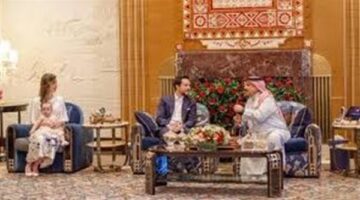 ولي عهد الأردن يلتقي عاهل البحرين خلال زيارة خاصة إلى المنامة