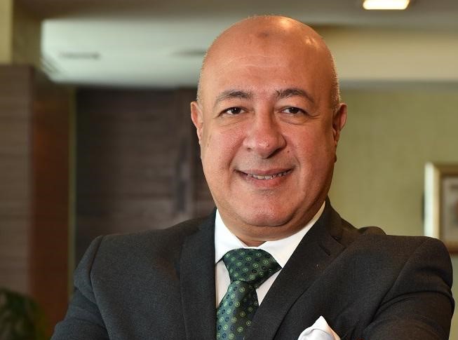 يحيى أبو الفتوح: خفض الفائدة ينعكس على مناخ الاستثمار يحيى أبو الفتوح: خفض الفائدة ينعكس على مناخ الاستثمار