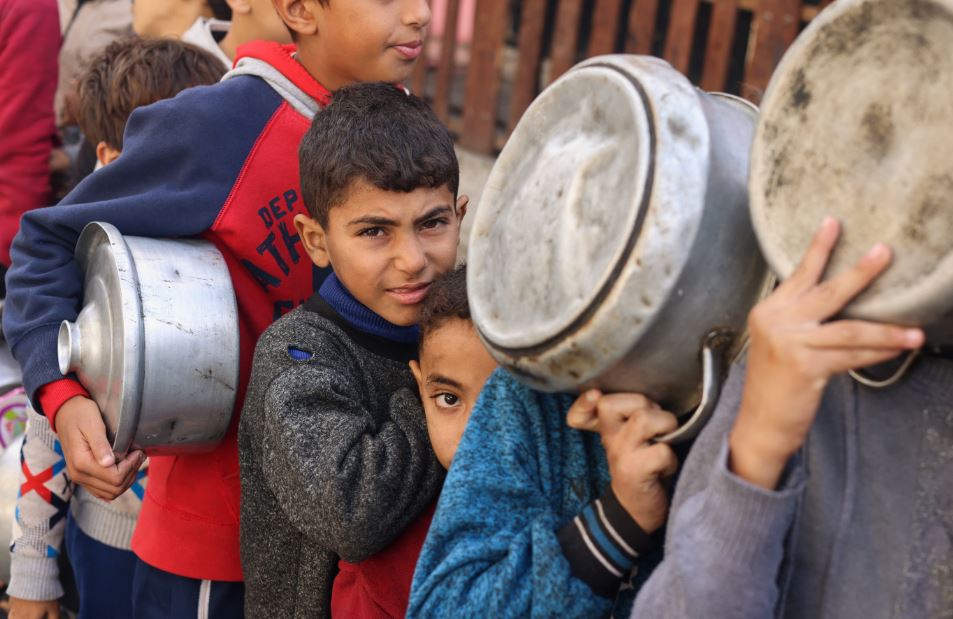 صدام في الكابينت بسبب مساعدات غزة.. ماذا حدث؟