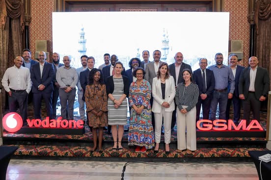 ڤودافون مصر تتعاون مع GSMA لتعزيز الاستثمارات في قطاع الاتصالات المحمولة ڤودافون مصر تتعاون مع GSMA لتعزيز الاستثمارات في قطاع الاتصالات المحمولة