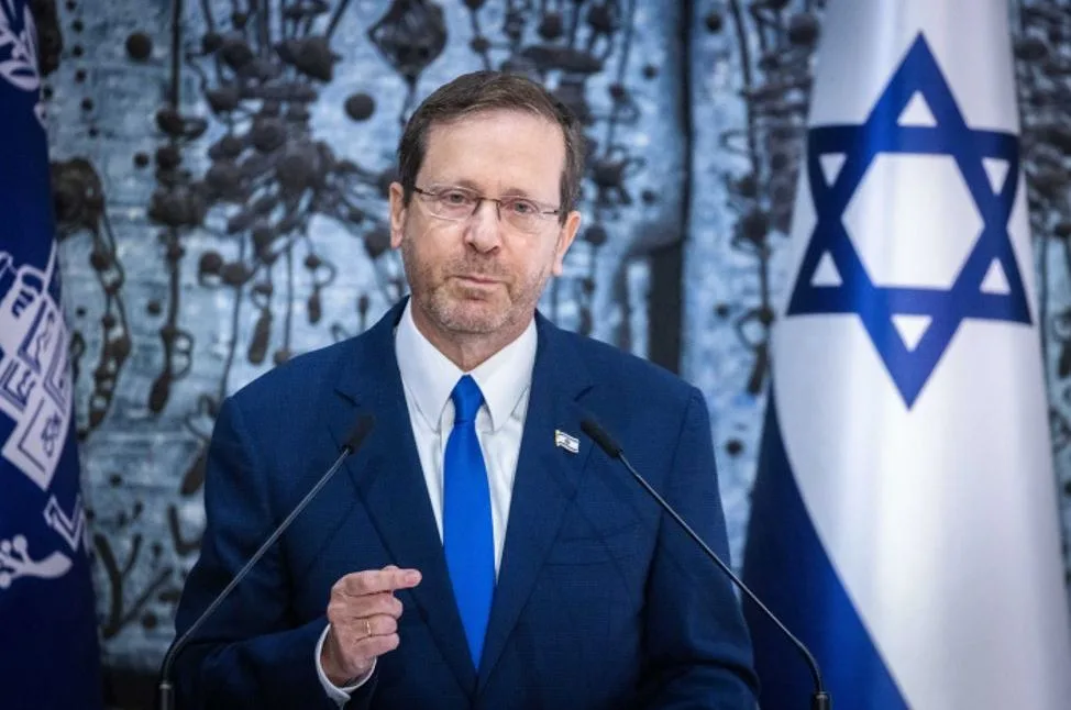 الرئيس الإسرائيلي: جنودنا يتمتعون بأعلى مستوى من الأخلاق في العالم الرئيس الإسرائيلي: جنودنا يتمتعون بأعلى مستوى من الأخلاق في العالم