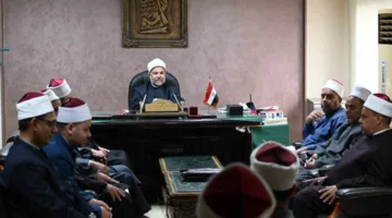 مدير أوقاف القاهرة يلتقي بمديري الإدارات لتعزيز الانضباط الإداري والدعوي