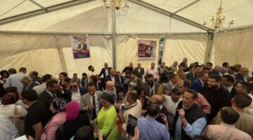 انتخابات نقابة الصحفيين.. طوابير أمام صناديق الاقتراع ومندوبو المرشحين للناخبين: صوتك أمانة
