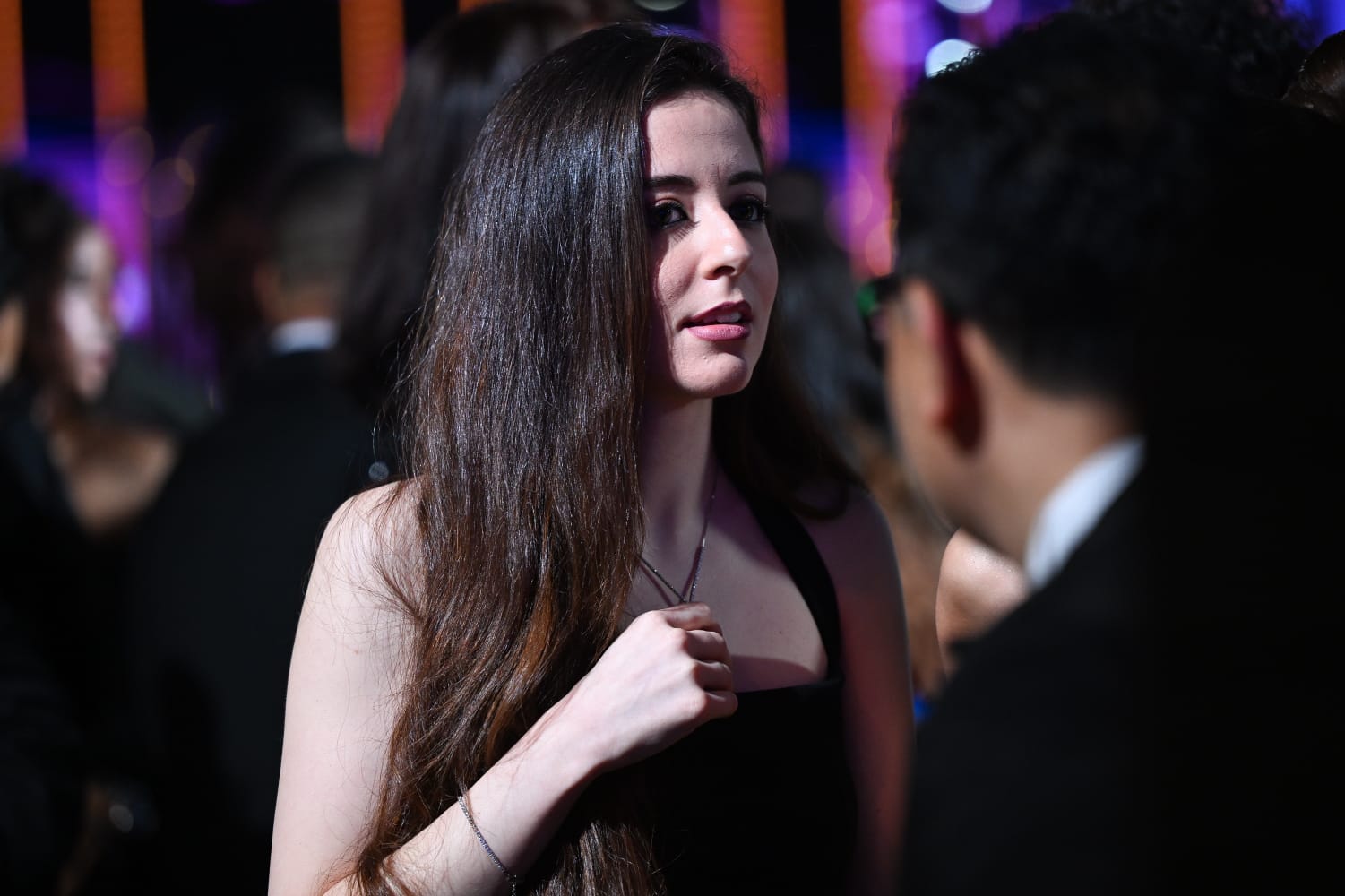 سارة نور فى حفل زفاف رنا رئيس