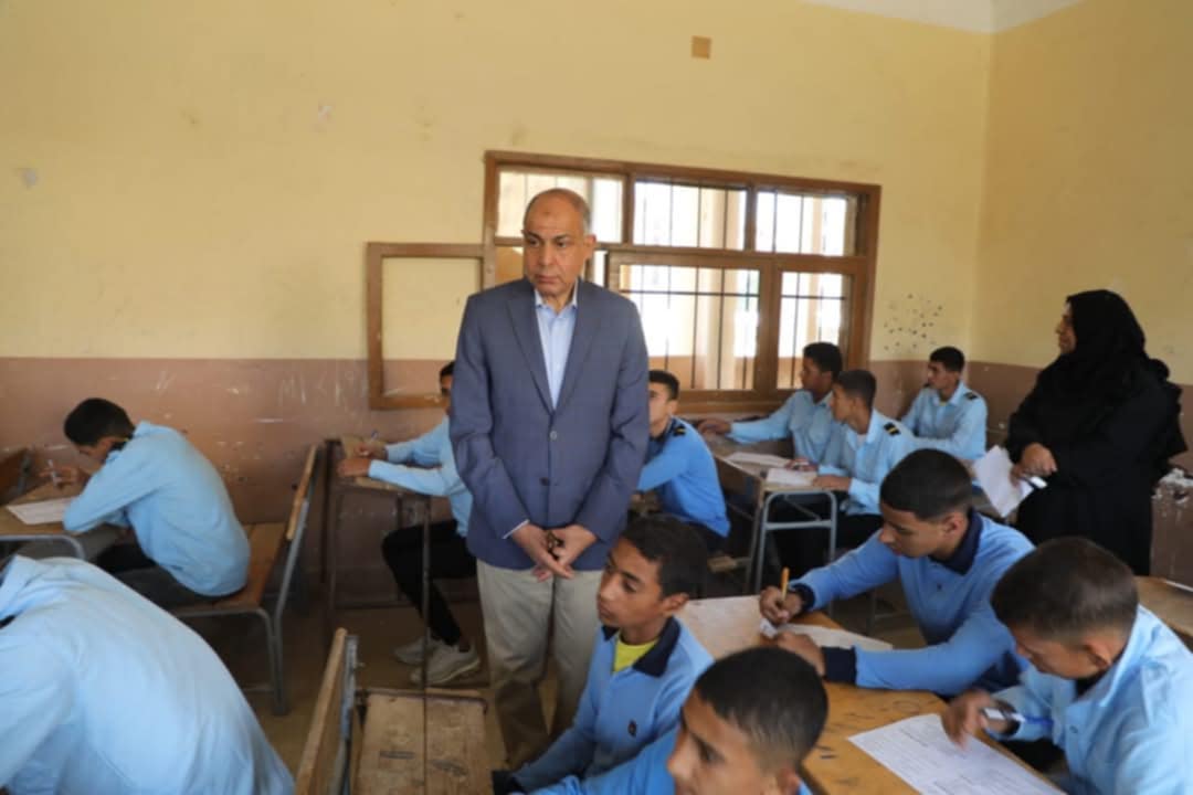 محافظ المنيا يوجه بتطوير مدرسة أبو قرقاص الثانوية العسكرية الصناعية محافظ المنيا يوجه بتطوير مدرسة أبو قرقاص الثانوية العسكرية الصناعية