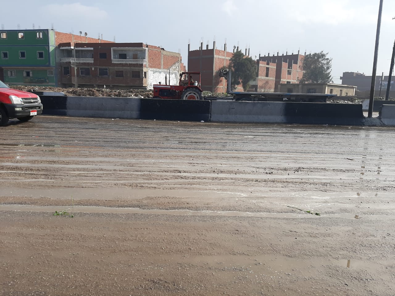 رفع درجة الاستعداد لمواجهة تقلبات الطقس واحتمالية سقوط الأمطار بالشرقية رفع درجة الاستعداد لمواجهة تقلبات الطقس واحتمالية سقوط الأمطار بالشرقية