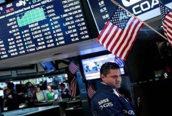 الأسهم الأمريكية تعاني من تراجع كبير في نهايات التداول بعد تحقيق مكاسب صباحية.