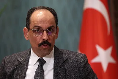 رئيس الاستخبارات التركية: القضاء على الإرهاب في تركيا يعد خطوة هامة للتحرر من قيود كبيرة تؤثر على البلاد. رئيس الاستخبارات التركية: القضاء على الإرهاب في تركيا يعد خطوة هامة للتحرر من قيود كبيرة تؤثر على البلاد.