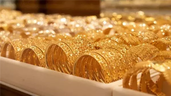 أسعار الذهب اليوم الخميس 1 مايو في الصاغة.. عيار 24 بكام انهاردة؟ أسعار الذهب اليوم الخميس 1 مايو في الصاغة.. عيار 24 بكام انهاردة؟