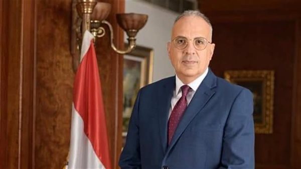 وزير الري: احترافية العاملين تمكنهم من إدارة ندرة مائية بمنظومة بها 50 الف منشأ مائي وزير الري: احترافية العاملين تمكنهم من إدارة ندرة مائية بمنظومة بها 50 الف منشأ مائي