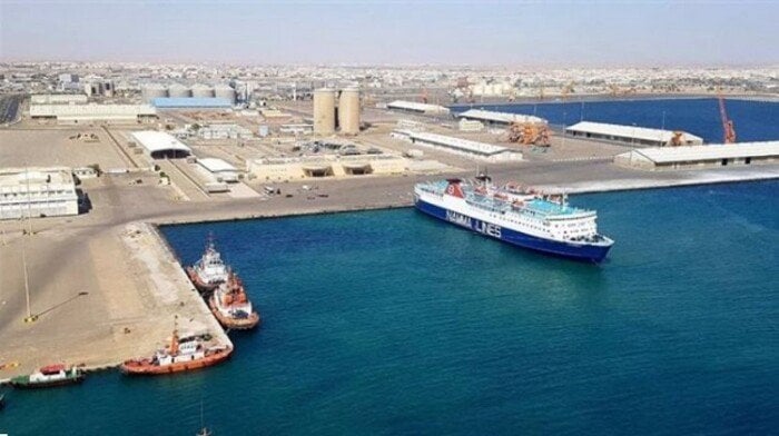 عاجل| إعادة فتح ميناء الغردقة وانتظام الحركة الملاحية بموانئ البحر الأحمر عاجل| إعادة فتح ميناء الغردقة وانتظام الحركة الملاحية بموانئ البحر الأحمر