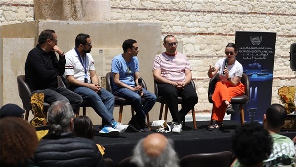المدير الفني لمهرجان القاهرة السينمائي: سنوقع عقود بالجوائز ضمانا لحقوق المبدعين المدير الفني لمهرجان القاهرة السينمائي: سنوقع عقود بالجوائز ضمانا لحقوق المبدعين
