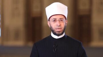 تحول الأئمة إلى ممثلين لبيع صكوك الأضاحي يسبب موجة من الاستياء بينهم