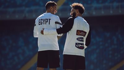 "بلدك كها فخورة بيك".. تريزيجيه يوجه رسالة مؤثرة لـ محمد صلاح بعد التتويج بالدوري الإنجليزي "بلدك كها فخورة بيك".. تريزيجيه يوجه رسالة مؤثرة لـ محمد صلاح بعد التتويج بالدوري الإنجليزي