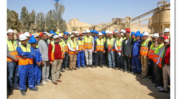 وزير قطاعات الأعمال :العمال ركيزة أساسية في دفع عجلة الإنتاج والتطوير وزير قطاعات الأعمال :العمال ركيزة أساسية في دفع عجلة الإنتاج والتطوير