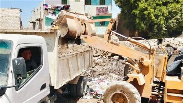 محافظ المنيا يشدد على تكثيف حملات النظافة وتمهيد الطرق والشوارع الرئيسية محافظ المنيا يشدد على تكثيف حملات النظافة وتمهيد الطرق والشوارع الرئيسية