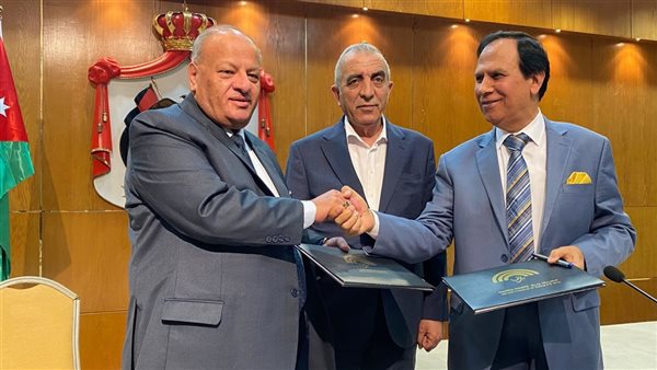 اتفاقية للتعاون المشترك بين إدارة مهرجان جرش ونقابة الفنانين الأردنيين اتفاقية للتعاون المشترك بين إدارة مهرجان جرش ونقابة الفنانين الأردنيين