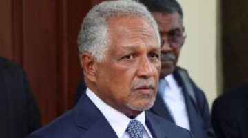 «تكليف جديد في توقيت حساس».. من هو دفع الله الحاج علي رئيس وزراء السودان الجديد؟