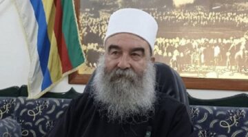 أبرز شيوخ دروز سوريا يدين “هجمة إبادة غير مبررة” ضد أبناء طائفته