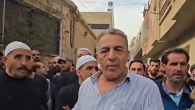 «بعد ساعات من لقاء مصور».. مقتل رئيس بلدية صحنايا بريف دمشق وابنه برصاص مسلحين مجهولين «بعد ساعات من لقاء مصور».. مقتل رئيس بلدية صحنايا بريف دمشق وابنه برصاص مسلحين مجهولين