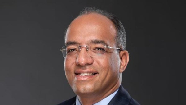 النائب علي مهران: عمال مصر عماد التنمية وبُناة الجمهورية الجديدة النائب علي مهران: عمال مصر عماد التنمية وبُناة الجمهورية الجديدة