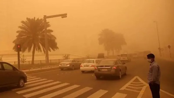 الرياح مكملة.. الأرصاد تحذر من هذه الظاهرة وتعلن طقس الأيام القادمة الرياح مكملة.. الأرصاد تحذر من هذه الظاهرة وتعلن طقس الأيام القادمة