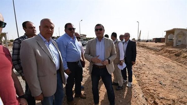 وزير الإسكان يستكمل جولته اليوم بتفقد محاور وطرق مدينة الشروق وزير الإسكان يستكمل جولته اليوم بتفقد محاور وطرق مدينة الشروق