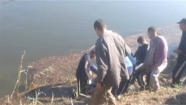أثناء اللهو.. سقوط صغير داخل ترعة في دار السلام بسوهاج أثناء اللهو.. سقوط صغير داخل ترعة في دار السلام بسوهاج