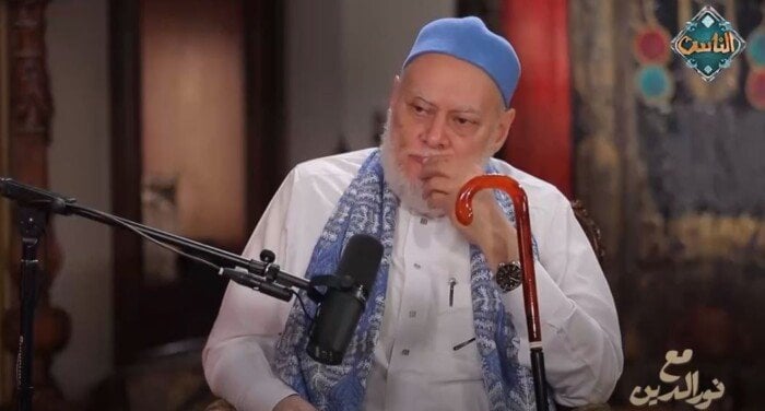 الدكتور علي جمعة يشرح كيفية الخشوع في الصلاة الدكتور علي جمعة يشرح كيفية الخشوع في الصلاة