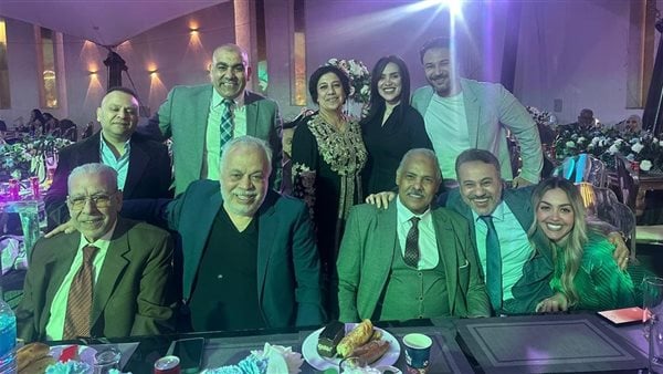 بحضور أشرف زكي وإيهاب فهمي.. محمد رضوان يحتفل بخطوبة نجله بحضور أشرف زكي وإيهاب فهمي.. محمد رضوان يحتفل بخطوبة نجله