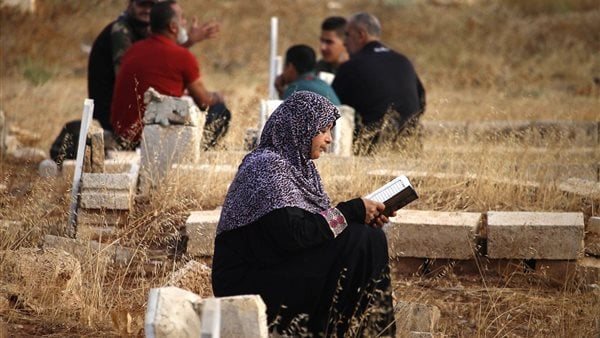 هل زيارة قبر المتوفي يوم الجمعة بدعة؟.. الإفتاء تكشف هل زيارة قبر المتوفي يوم الجمعة بدعة؟.. الإفتاء تكشف