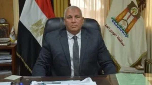 محافظ الوادي الجديد يستعرض خطة استكمال رفع كفاءة الأحياء الداخلية بالمراكز محافظ الوادي الجديد يستعرض خطة استكمال رفع كفاءة الأحياء الداخلية بالمراكز