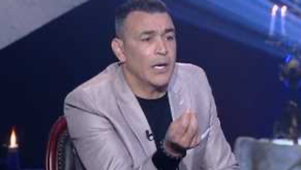 لم ينجح.. عصام الحضري ينتقد عبد الواحد السيد لم ينجح.. عصام الحضري ينتقد عبد الواحد السيد