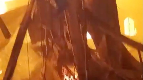 التفاصيل الكاملة لحريق كنيسة مارى جرجس بقنا التفاصيل الكاملة لحريق كنيسة مارى جرجس بقنا