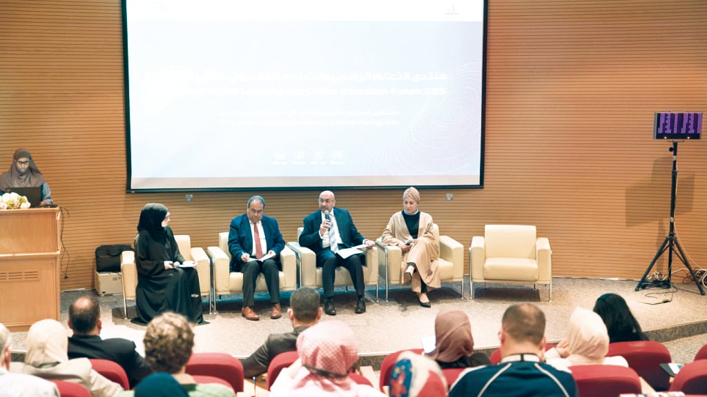 الخبراء يناقشون الاستخدام الأخلاقي للتقنيات الحديثة الخبراء يناقشون الاستخدام الأخلاقي للتقنيات الحديثة