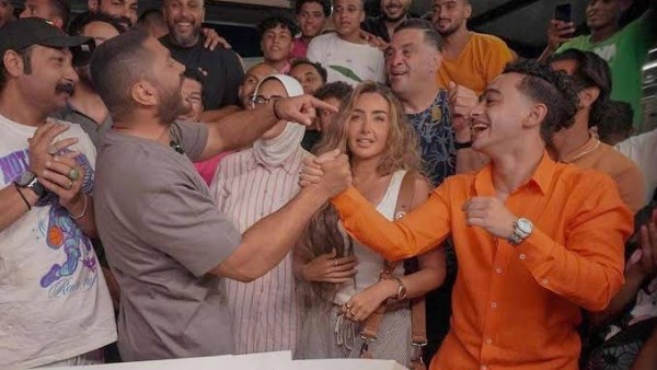شيماء سيف ورانيا منصور ضيفتا العرض الخاص لـ“ريستارت” لتامر حسني وهنا الزاهد شيماء سيف ورانيا منصور ضيفتا العرض الخاص لـ“ريستارت” لتامر حسني وهنا الزاهد