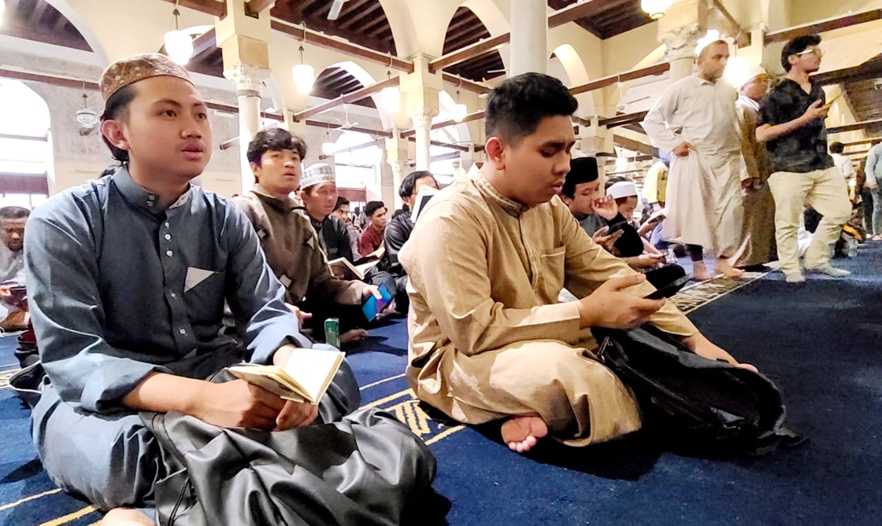 سنن يوم الجمعة وأفضل الأعمال فيه.. سورة الكهف والتبكير إلى الصلاة سنن يوم الجمعة وأفضل الأعمال فيه.. سورة الكهف والتبكير إلى الصلاة