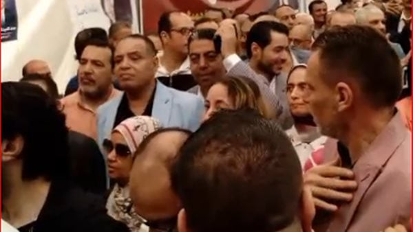 اللجنة المشرفة على انتخابات نقابة الصحفيين تمد التسجيل بالكشوف حتى الواحدة ظهرًا اللجنة المشرفة على انتخابات نقابة الصحفيين تمد التسجيل بالكشوف حتى الواحدة ظهرًا